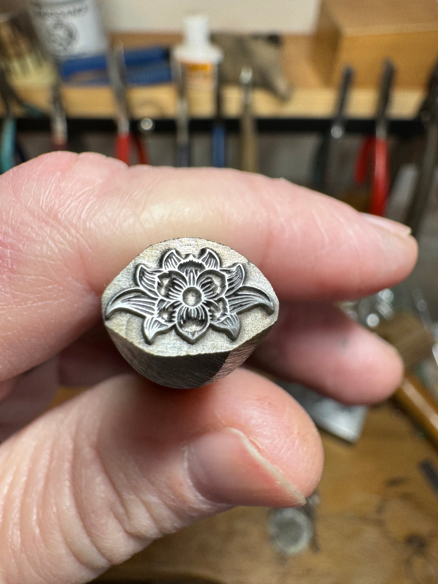 Engraved flower stamp