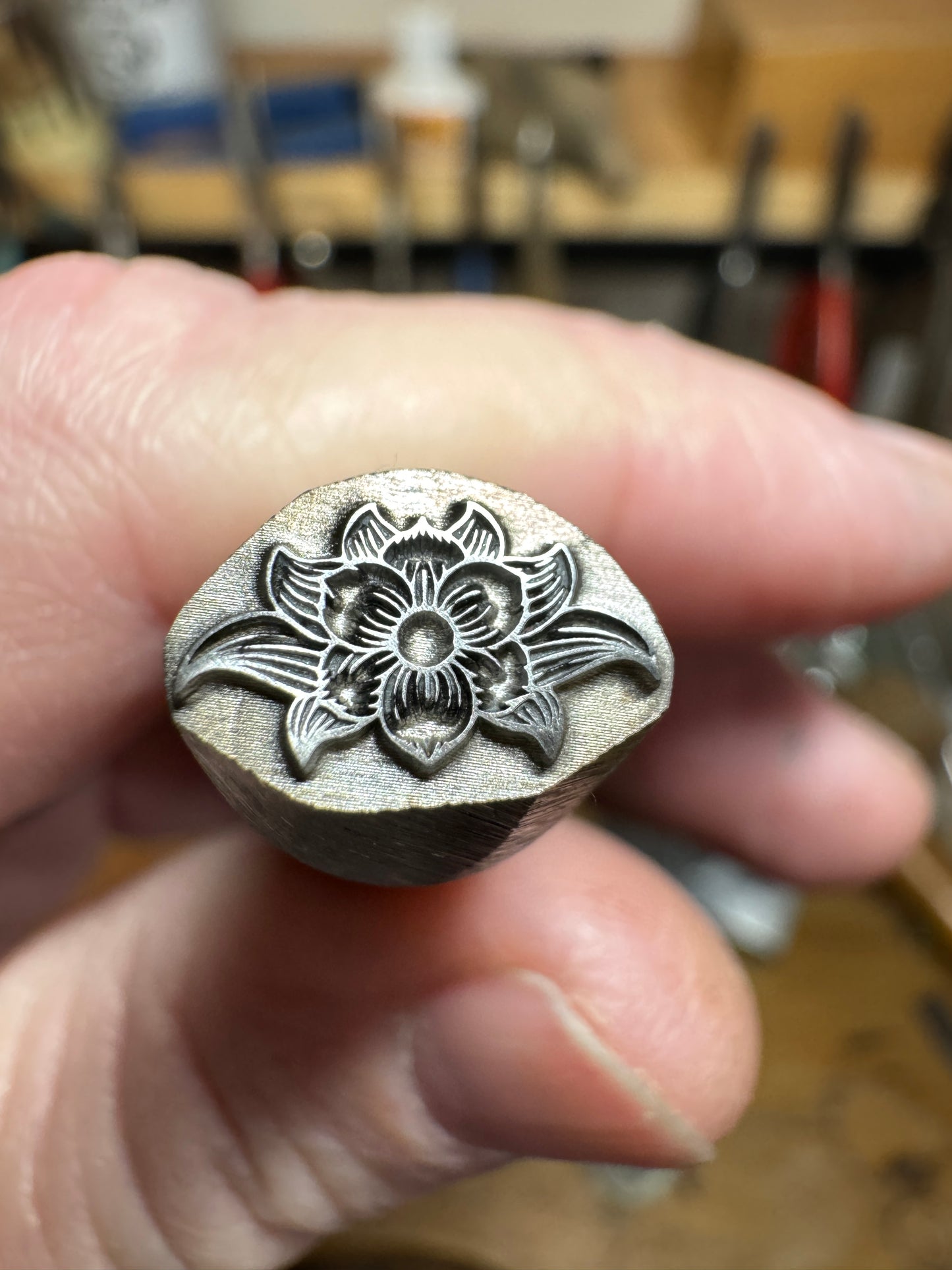 Engraved flower stamp