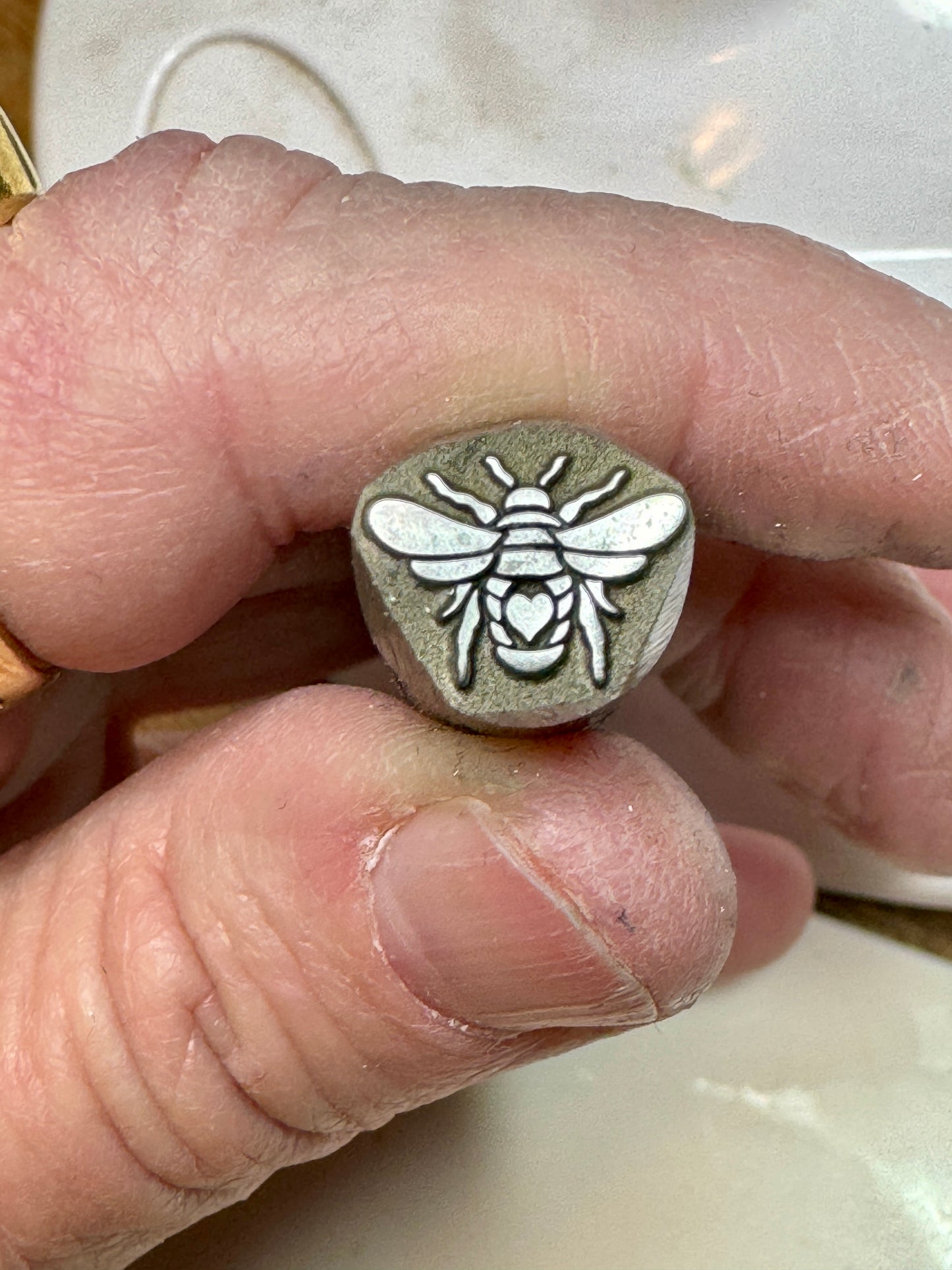 Bee heart stamp