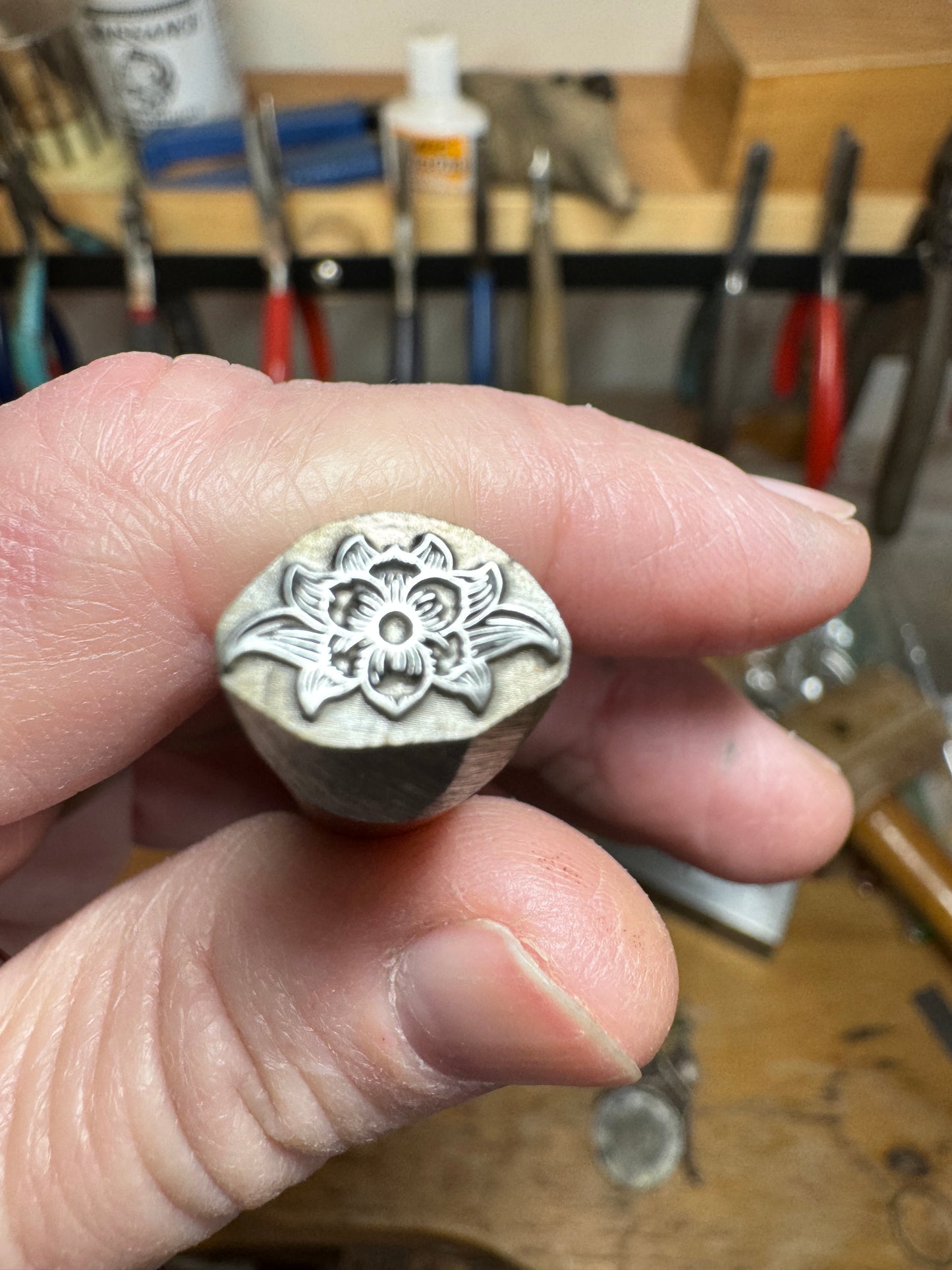 Engraved flower stamp